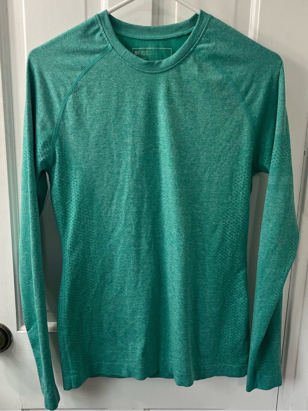 FIGS Salta Seamless Long Sleeve Underscrub. Limited Edition Heather Dk Green